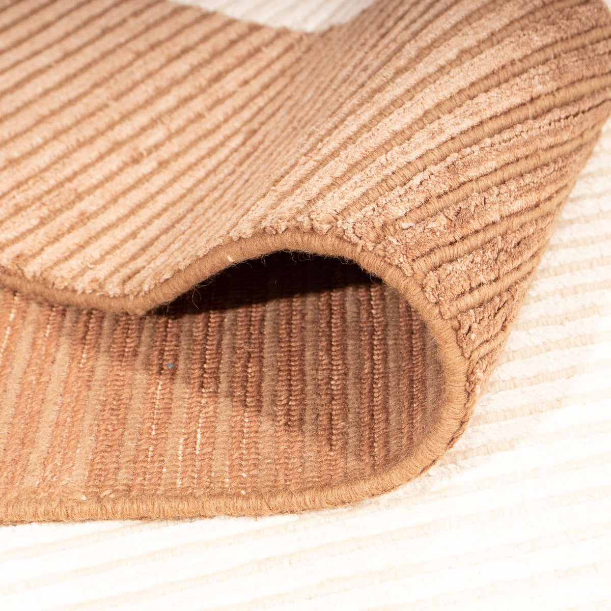 Tappeto in viscosa - 275 x 201 cm - beige