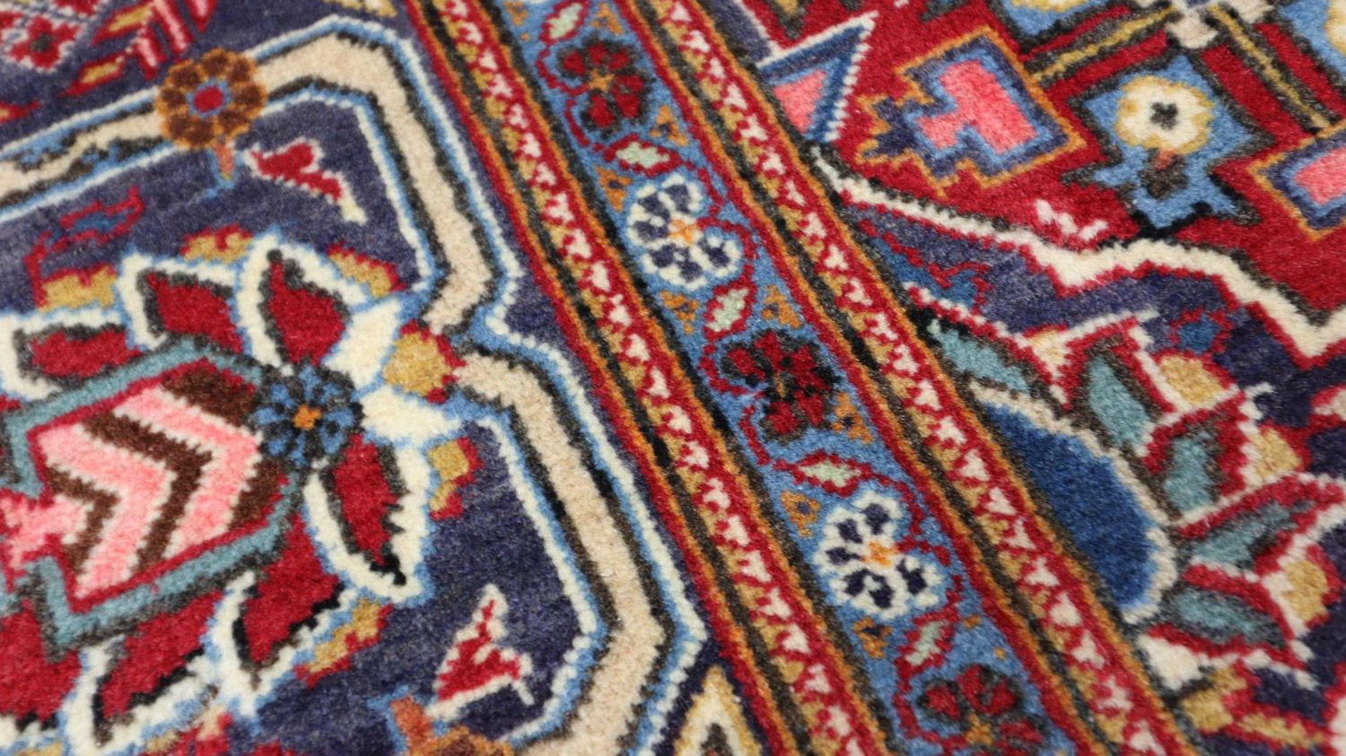 Tappeto Persero - Keshan - 220 x 140 cm - rosso scuro